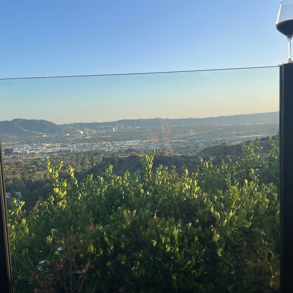 Meet your Posher, Jj